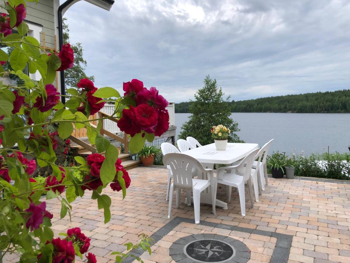 Stenhaella Bed&Breakfast Holmsjö エクステリア 写真